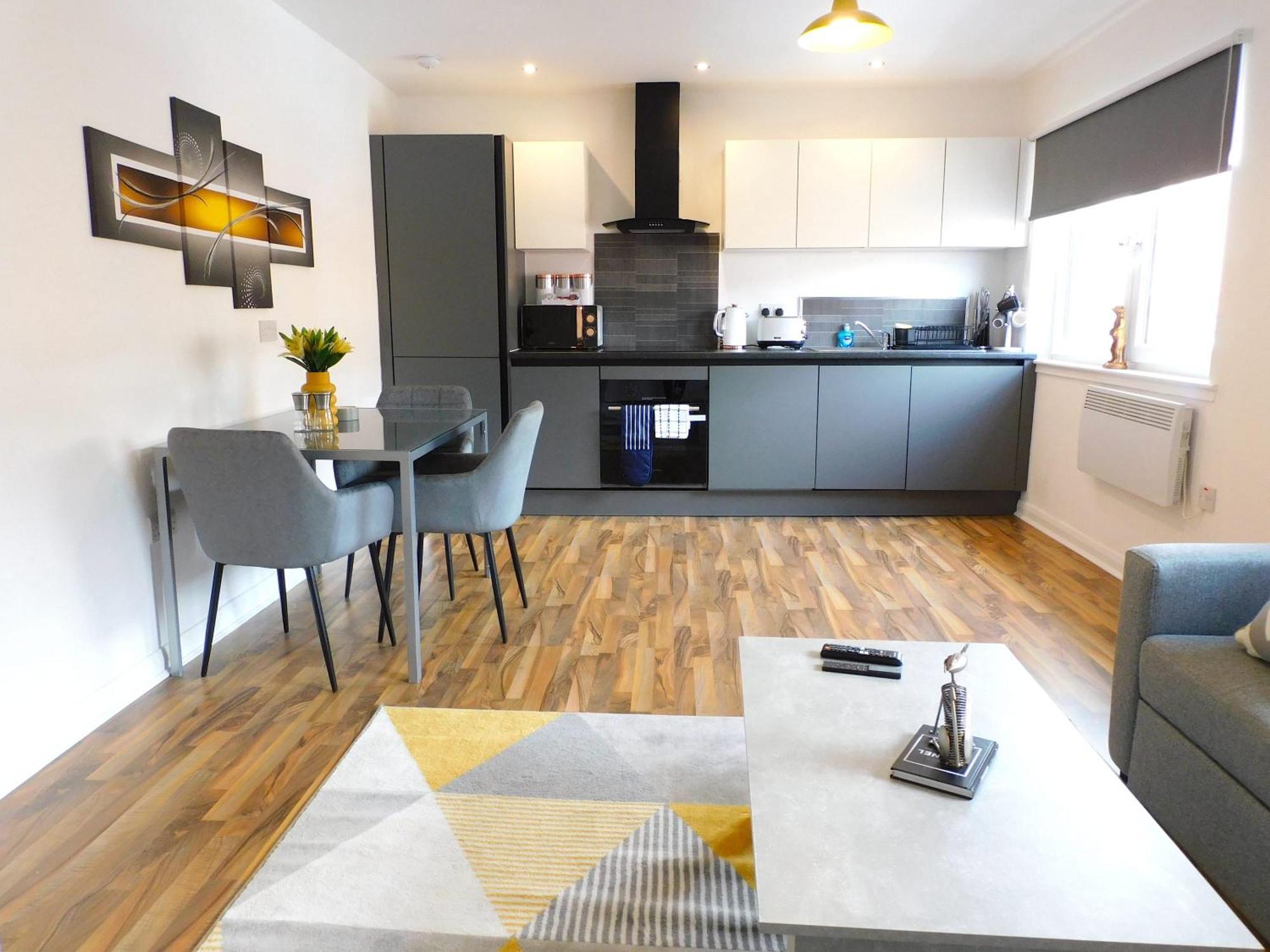 Newly Refurbished 1 Bed Apt In Hamilton Close To Station And Local Amenities Eksteriør billede