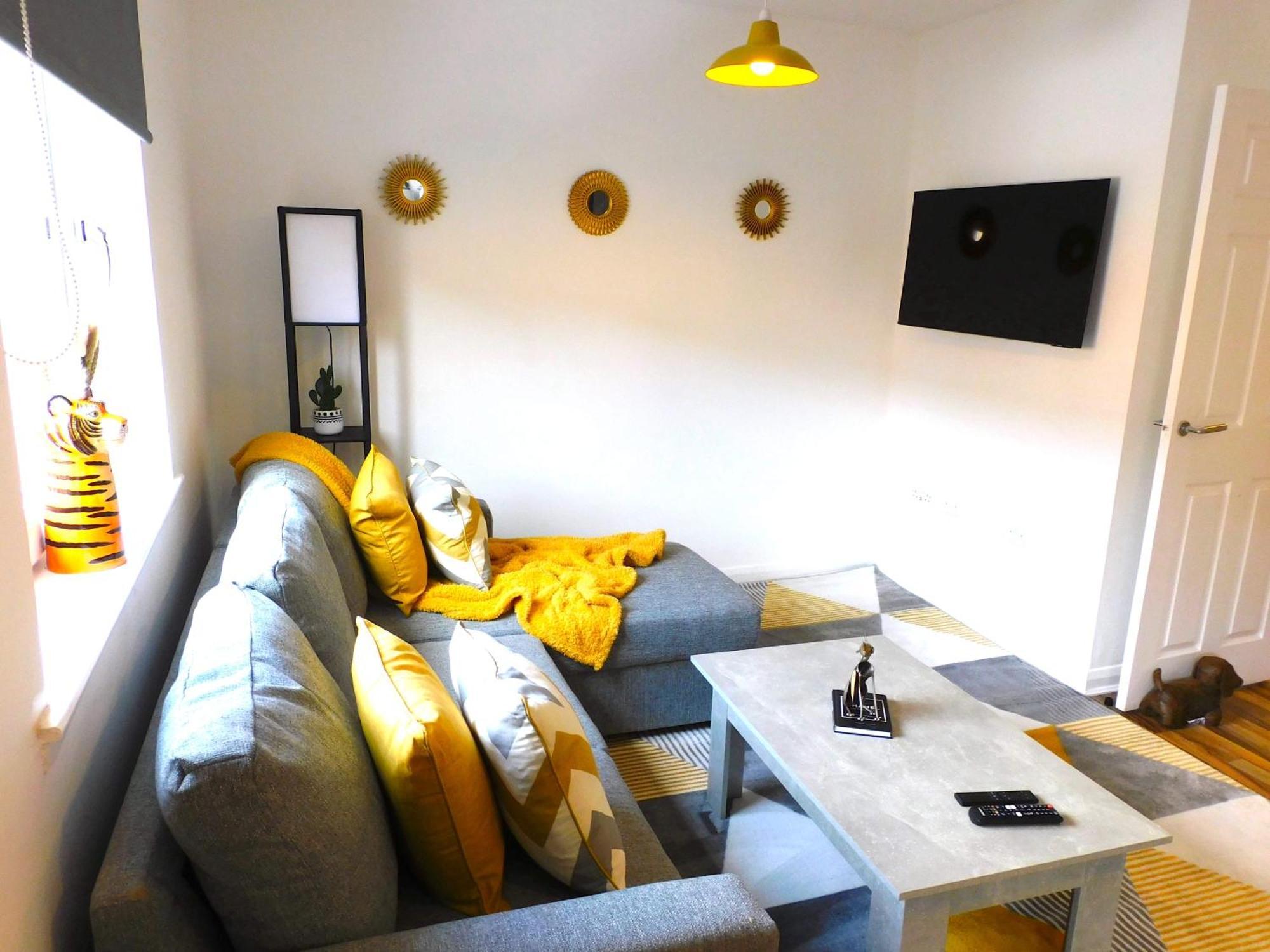 Newly Refurbished 1 Bed Apt In Hamilton Close To Station And Local Amenities Eksteriør billede